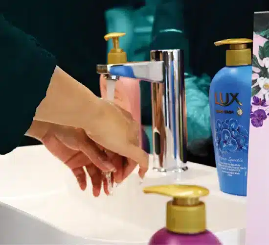 اکتیویشن لوکس در دوران کرونا